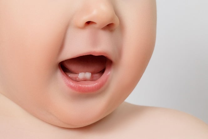 You are currently viewing Baby Teething: Signs Of Teething And How To Care For Baby Teeth