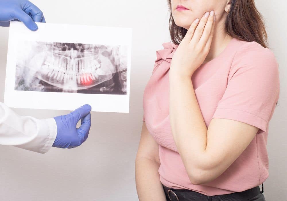 5 signs it's time to remove your wisdom teeth