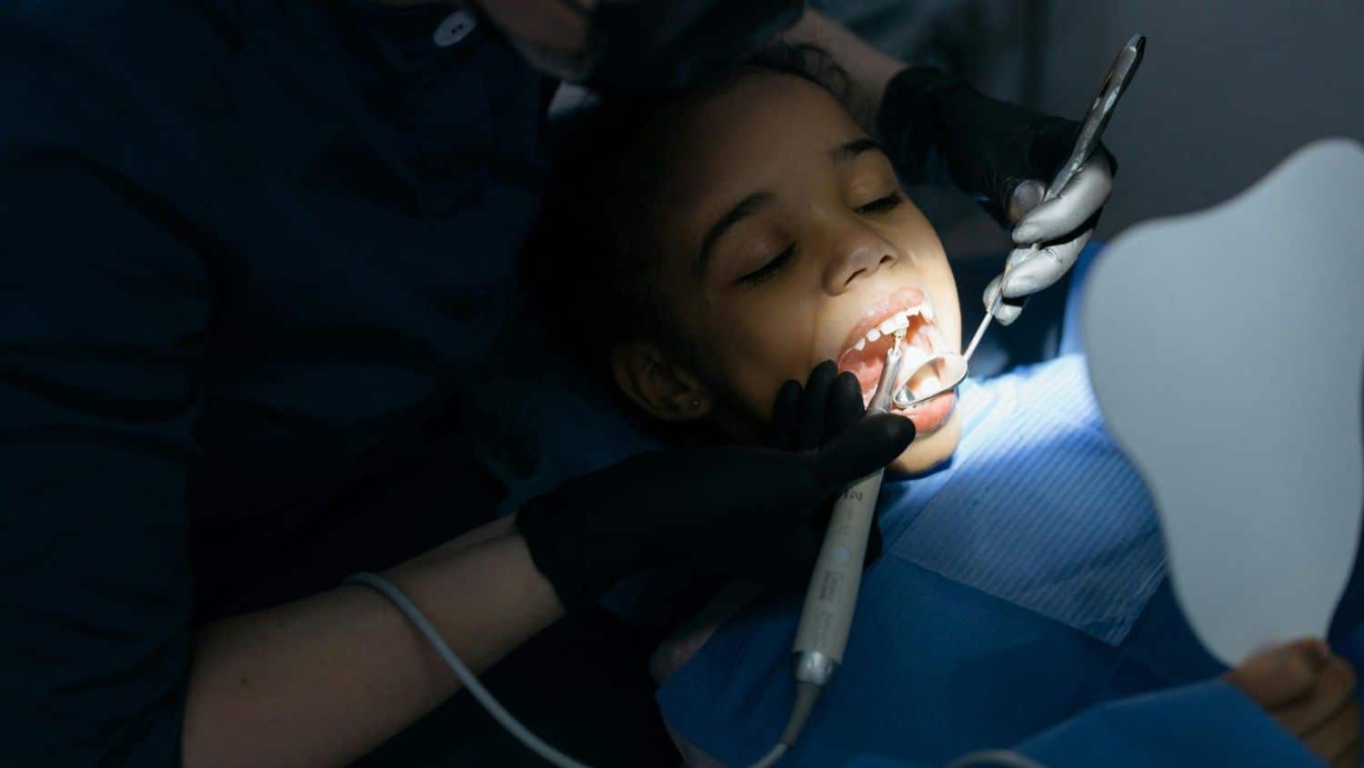 Read more about the article Gentle Dental Cleaning for Kids in Pune: Dr Pratibha’s Expert Care