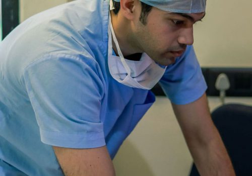 Dr-Vikram-pandit-surgery